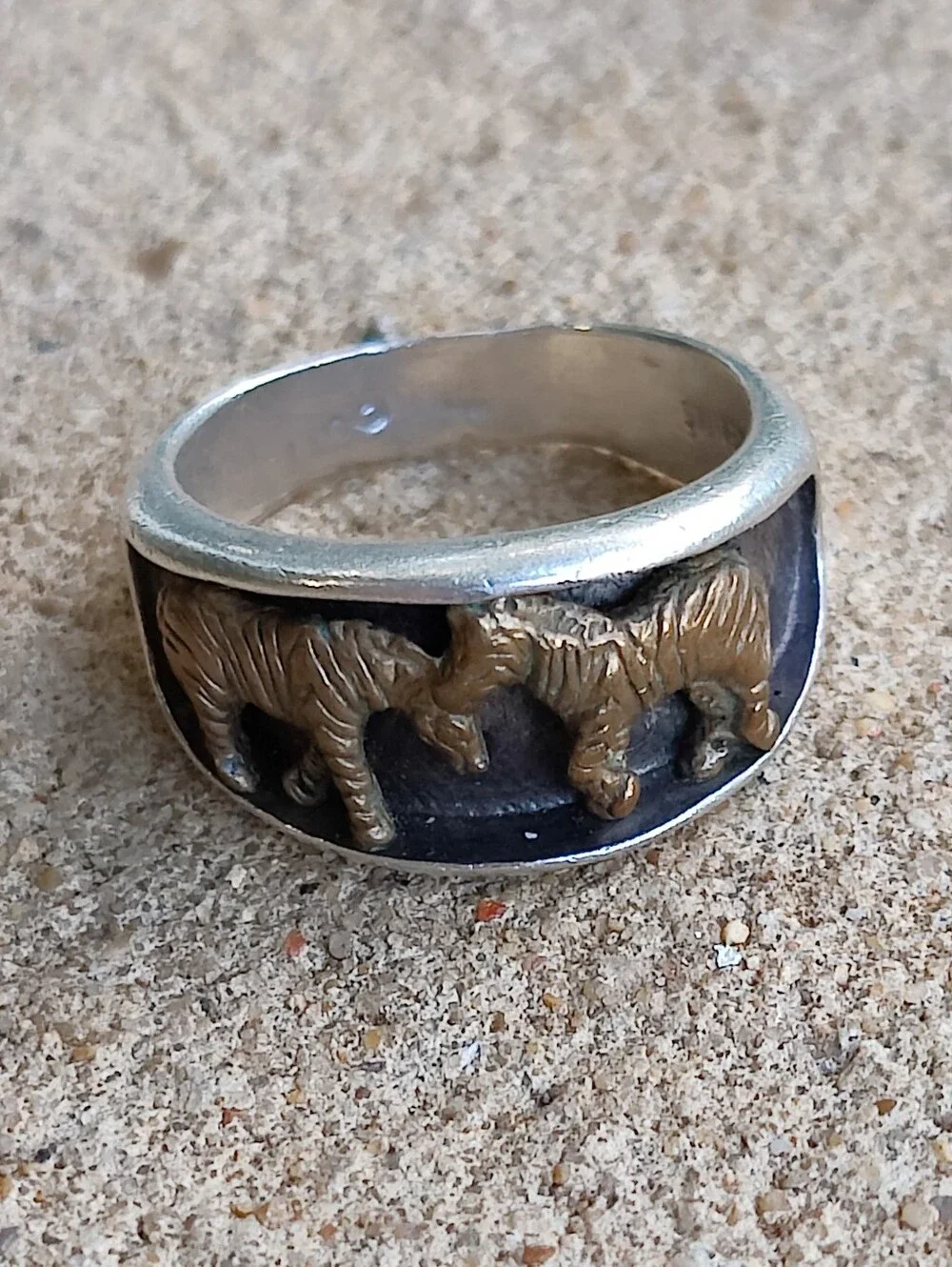 🦓 Navajo TED Ott sterling silver zebra ring